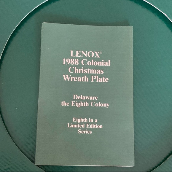 Lenox Limited Edition 1998 Delaware Colonial Christmas Wreath Plate